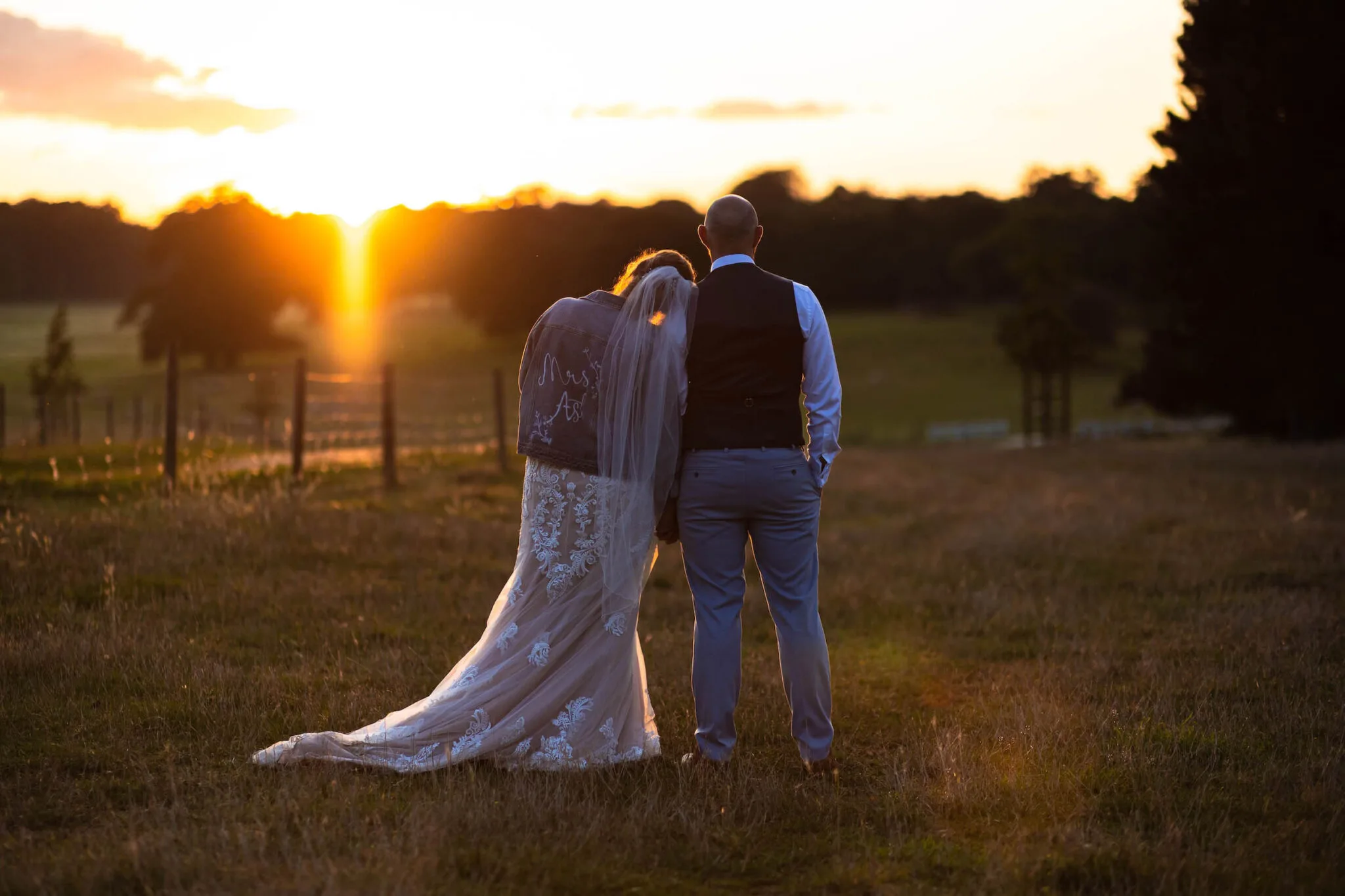Beautiful Suffolk barn wedding at Haughley Park