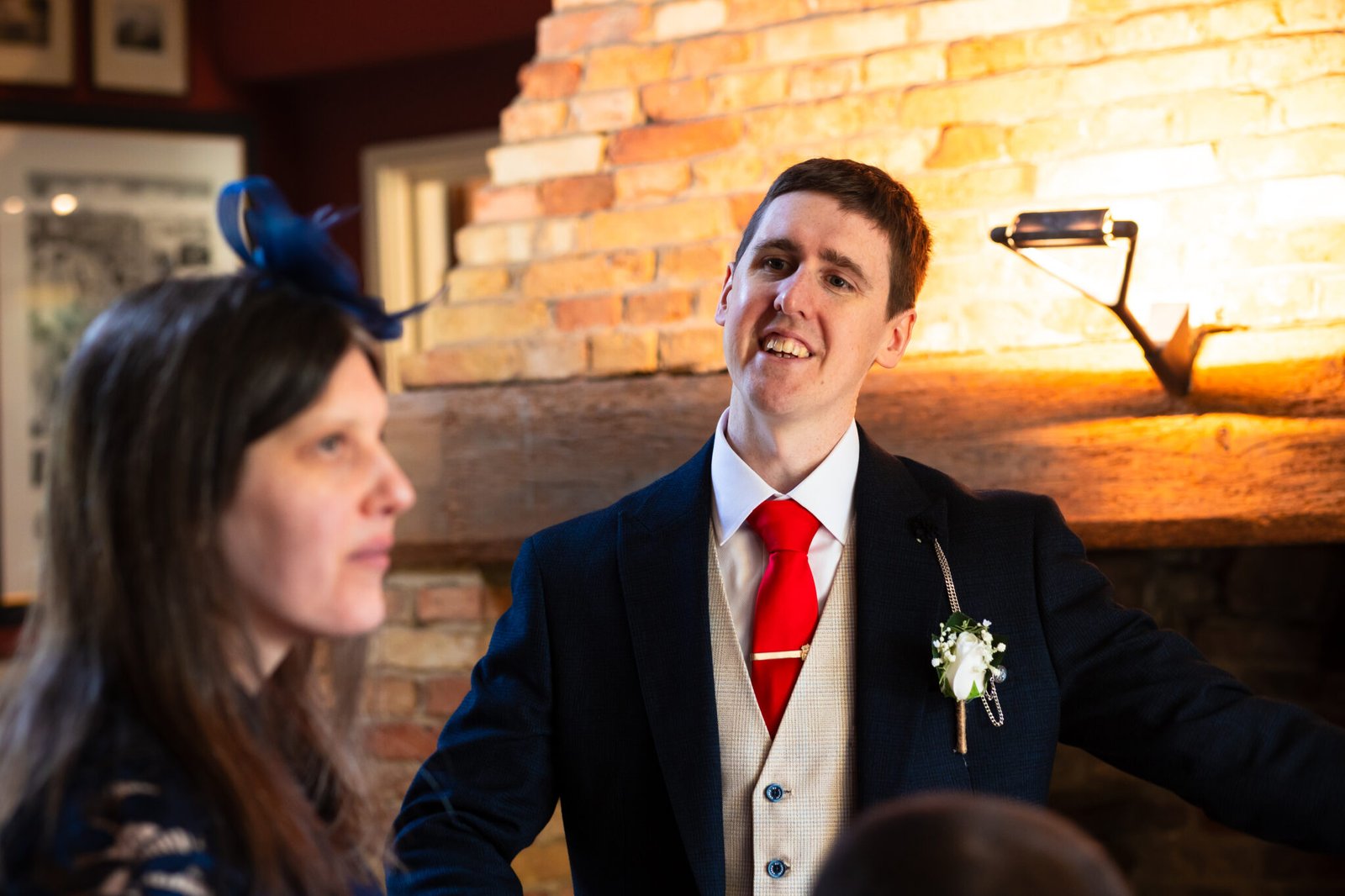 Relaxed countryside wedding at South Farm near Royston.