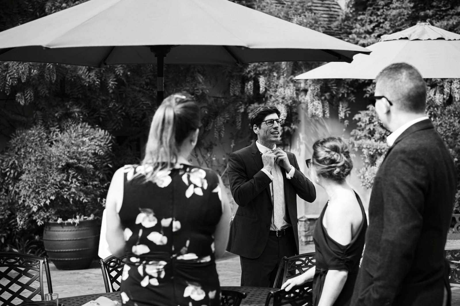 Relaxed countryside wedding at South Farm near Royston.