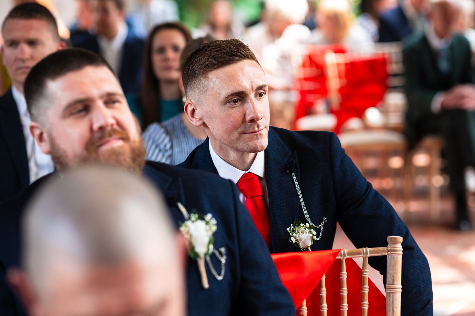 Relaxed countryside wedding at South Farm near Royston.