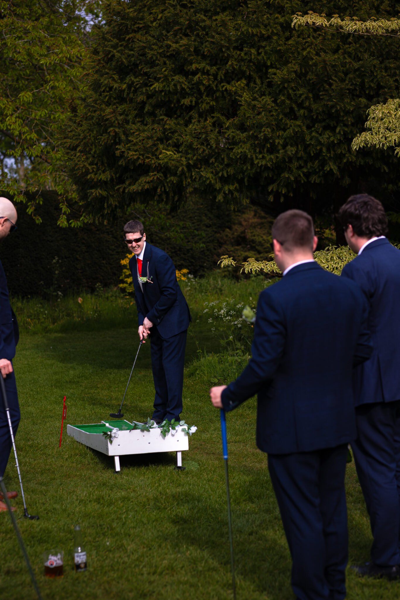 Relaxed countryside wedding at South Farm near Royston.