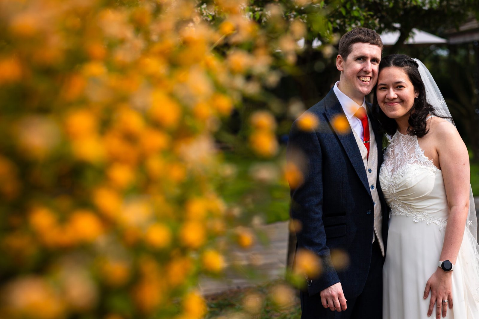 Relaxed countryside wedding at South Farm near Royston.
