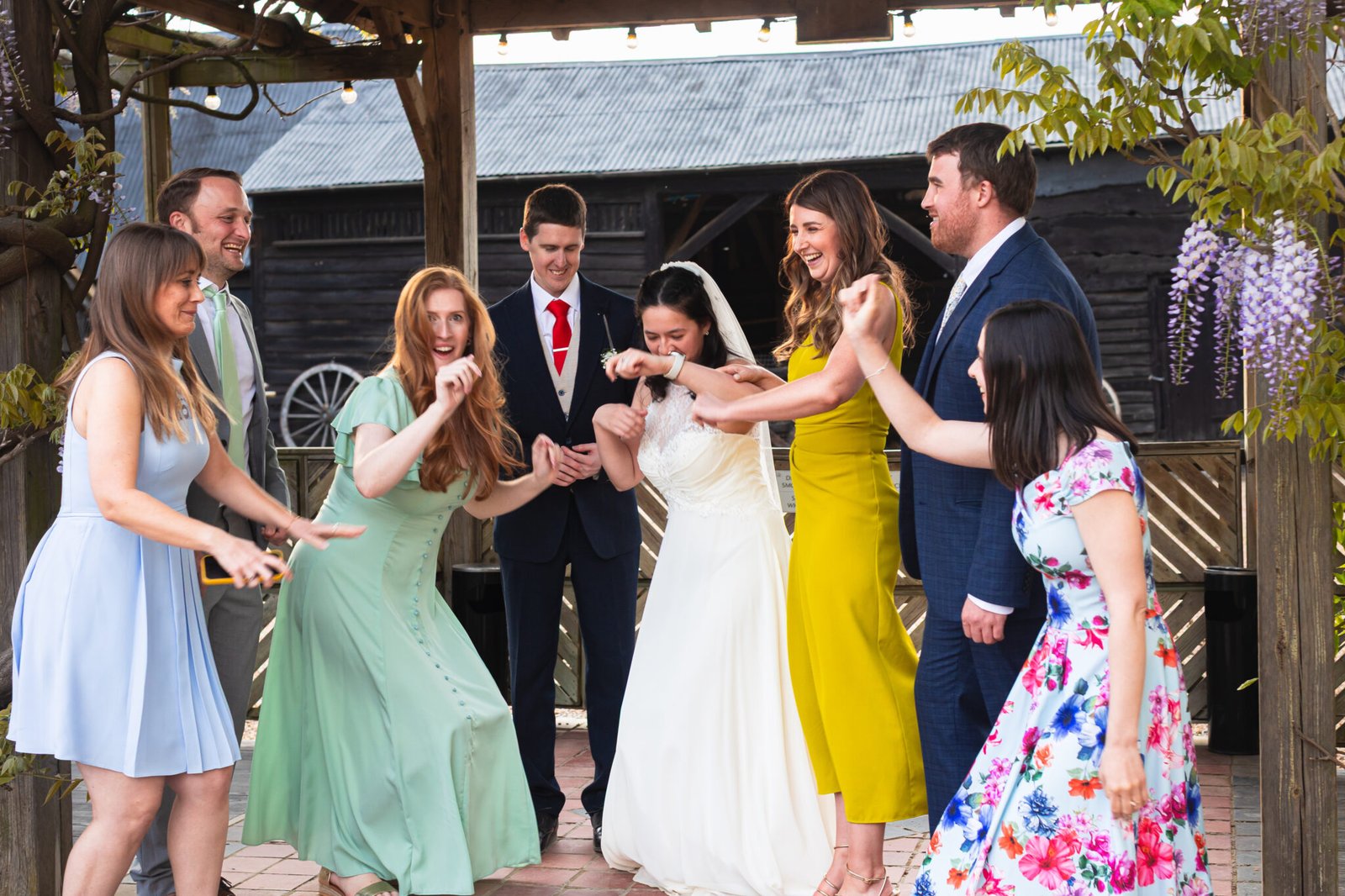Relaxed countryside wedding at South Farm near Royston.
